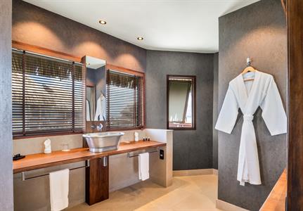 End of Pontoon Overwater Bungalow - Le Tikehau by Pearl Resorts
Le Tikehau by Pearl Resorts