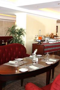 Mezz Cafe
Swiss-Belhotel Doha