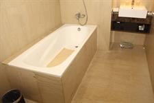 Business Suite Bathroom
Swiss-Belhotel Balikpapan