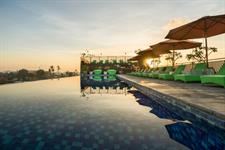 Rooftop Pool Deck
Zest Legian, Bali