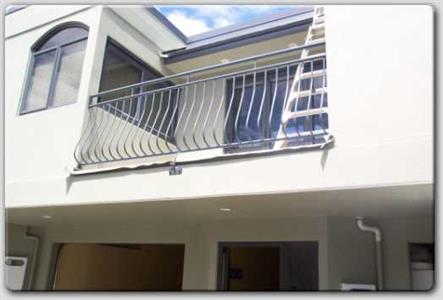 bowed balustrade #107-1
Iron Design