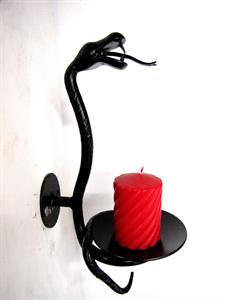 Snake candelabra
Iron Design