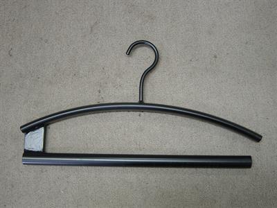 custom coat hanger
Iron Design