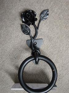 Rose rowel ring
Iron Design
