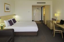 DH Palmerston North - Guest Room Queen & Sofa 3
Distinction Palmerston North Hotel & Conference Centre