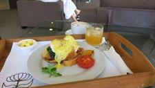 Delicious breakfasts are available to order
Ocean Breeze