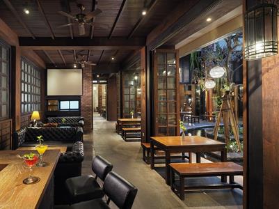 Lounge
Swiss-Belhotel Rainforest