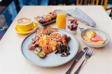 Frankie's Restaurant Breakfast
Atura Wellington