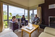 TW Fox Glacier - Guest Lounge RM8033
Te Weheka Hotel Fox Glacier - Managed by THC Hotels & Resorts