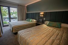 DH Luxmore - Standard Hotel Room Twin DT171-2019
Distinction Luxmore Hotel Lake Te Anau