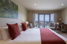 DH Fox Glacier - Hotel Room RM8257
Distinction Fox Glacier Te Weheka Hotel