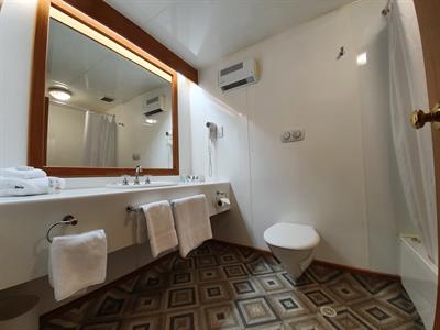 DH Mackenzie Country Twizel Deluxe Room Bathroom MCC163019
Distinction Mackenzie Country Hotel Twizel