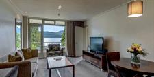 DH Te Anau Deluxe Lake View Suite MD2022-26
Distinction Te Anau Hotel & Villas