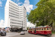 DH Christchurch- Exterior with Tram RL3
Distinction Christchurch Hotel