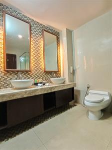 Suite Bathroom
Swiss-Belhotel Ambon
