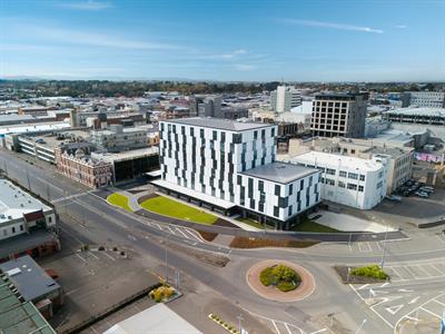 DH Invercargill Exterior Day JS26-6
Distinction Invercargill Hotel