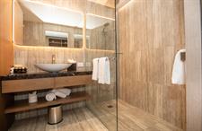 DH Invercargill Studio Bathroom JS26-64
Distinction Invercargill Hotel