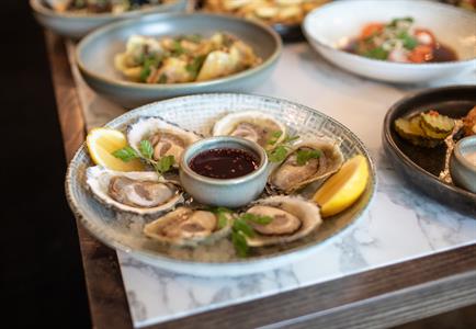 DH Invercargill Retreat Restaurant Bluff Oysters JS26-101
Distinction Invercargill Hotel