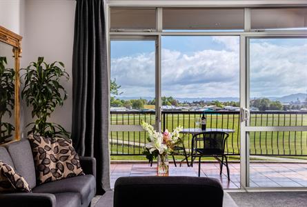 ArawaPark_KingSpaSuite_Detail
Arawa Park Hotel Rotorua