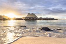 Sunrise - Le Bora Bora by Pearl Resorts
Le Bora Bora by Pearl Resorts