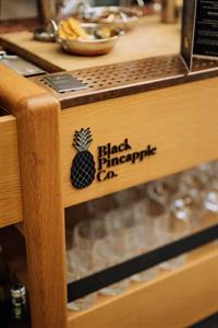 DSC_8481
Black Pineapple Co