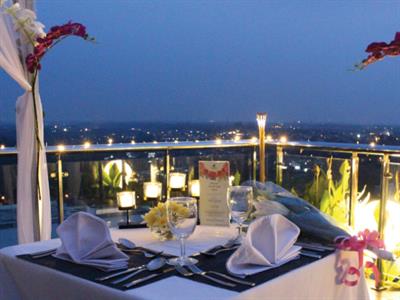Romantic Dinner at The Rooftop
Hotel Ciputra Cibubur managed by Swiss-Belhotel International