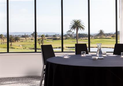 Rangitoto - Cabaret - Views
Rydges Formosa Auckland Golf Resort