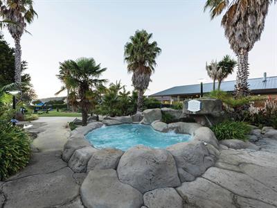 V Outdoor Spa Pool 1
Copthorne Hotel & Resort Bay of Islands